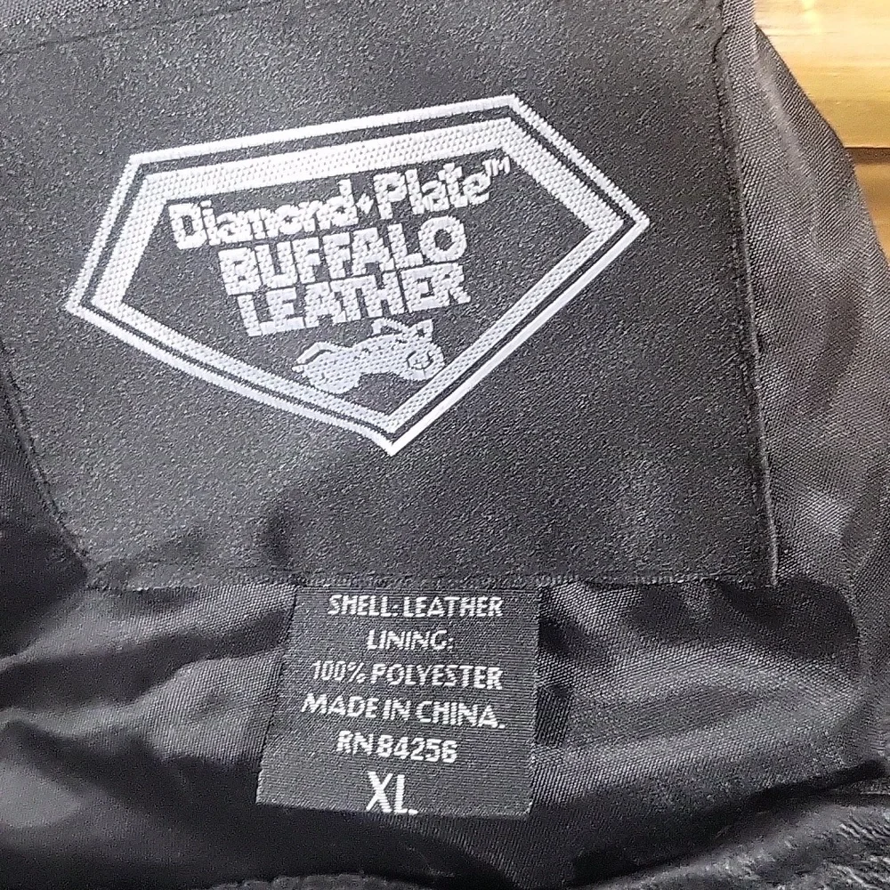 Diamond Plate Buffalo Leather Black Lined Pebbled Leather Motorcycle Chaps Sz XL - Picture 4 of 9